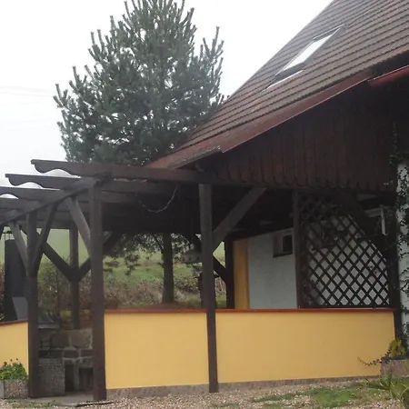 Appartement U Videmanu Poniklá