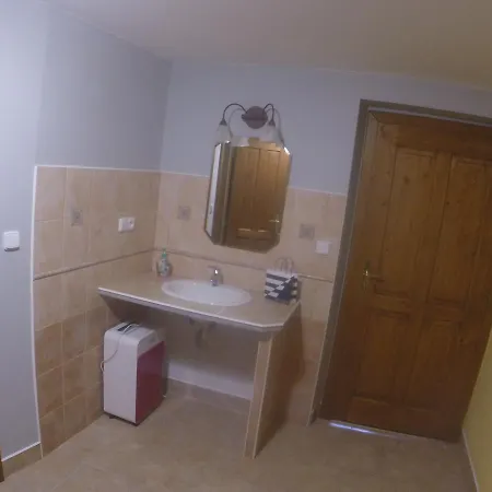 Apartment U Videmanu Ponikla