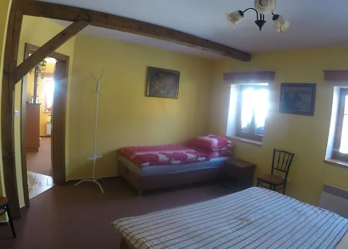 U Videmanu Lägenhet Poniklá